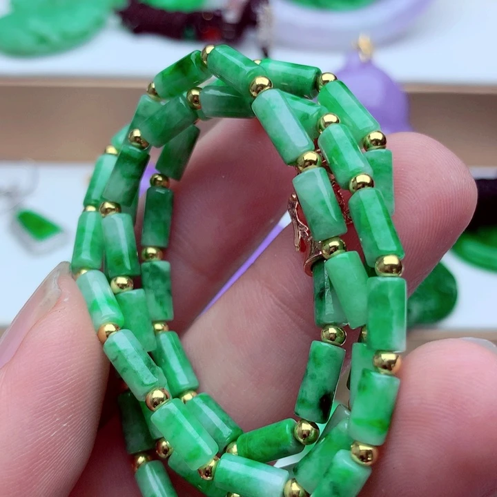 翡翠未镶嵌毛衣链