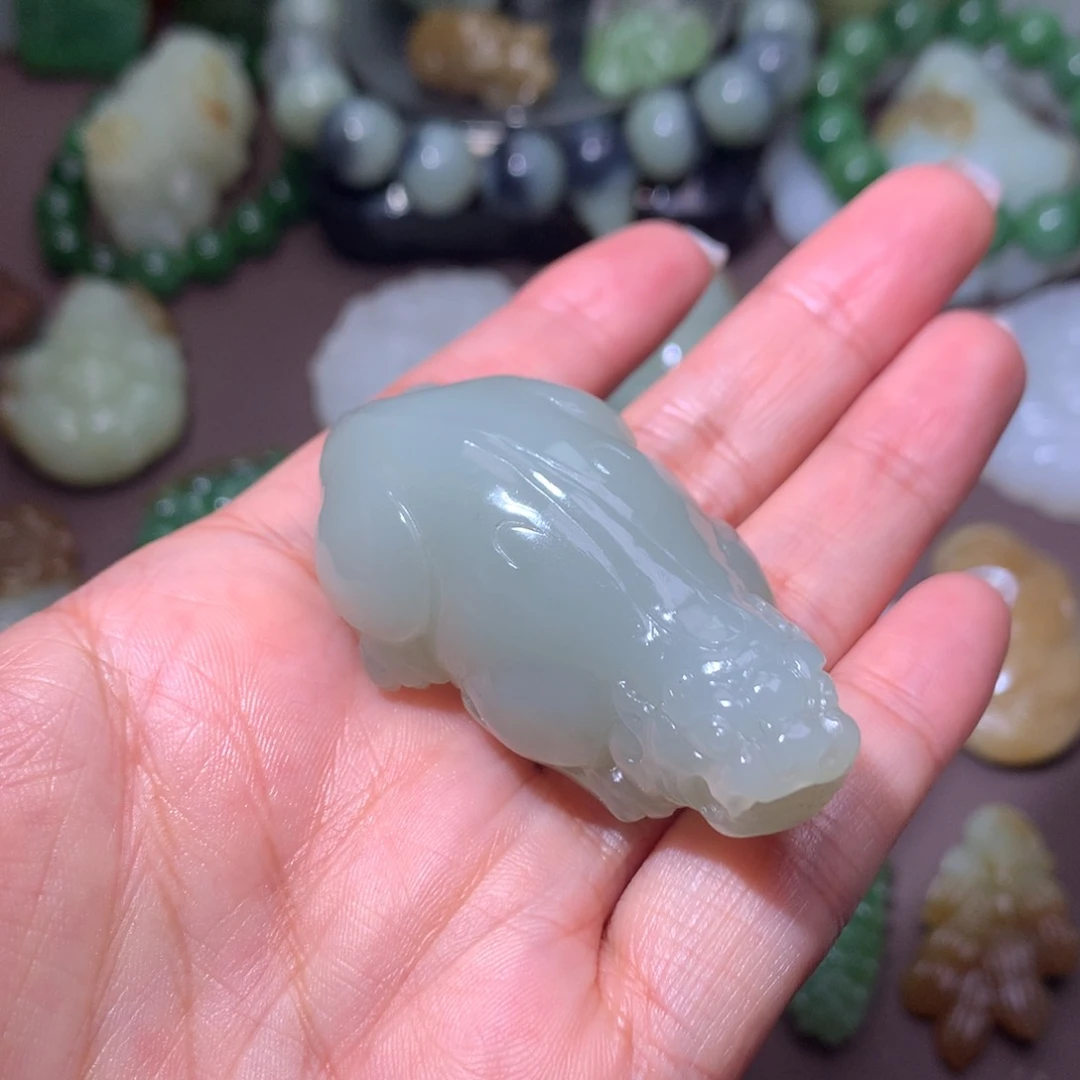 颈饰未镶嵌和田玉