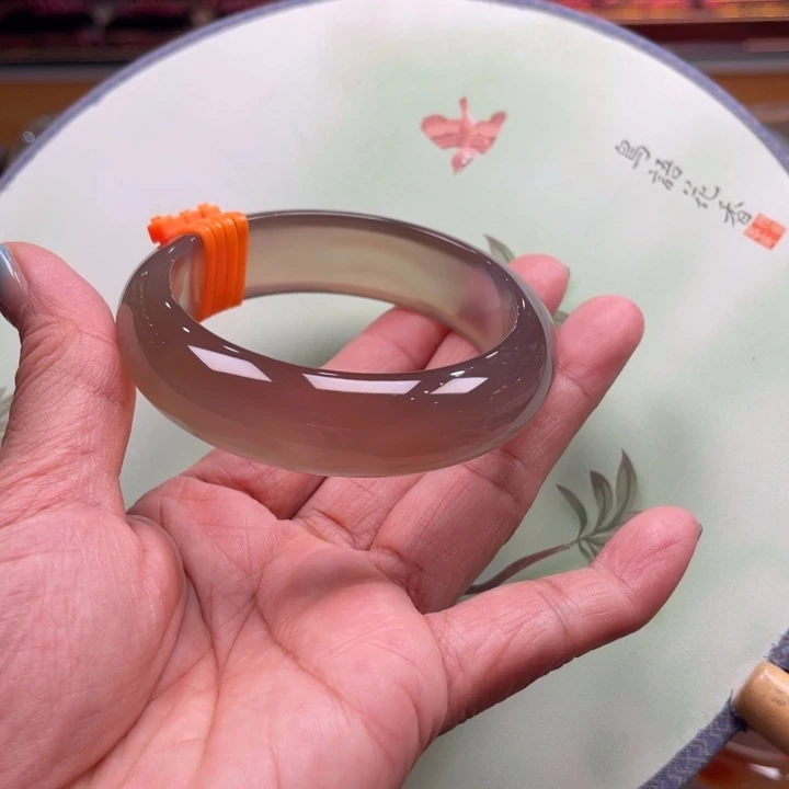 手镯玛瑙/玉髓未镶嵌