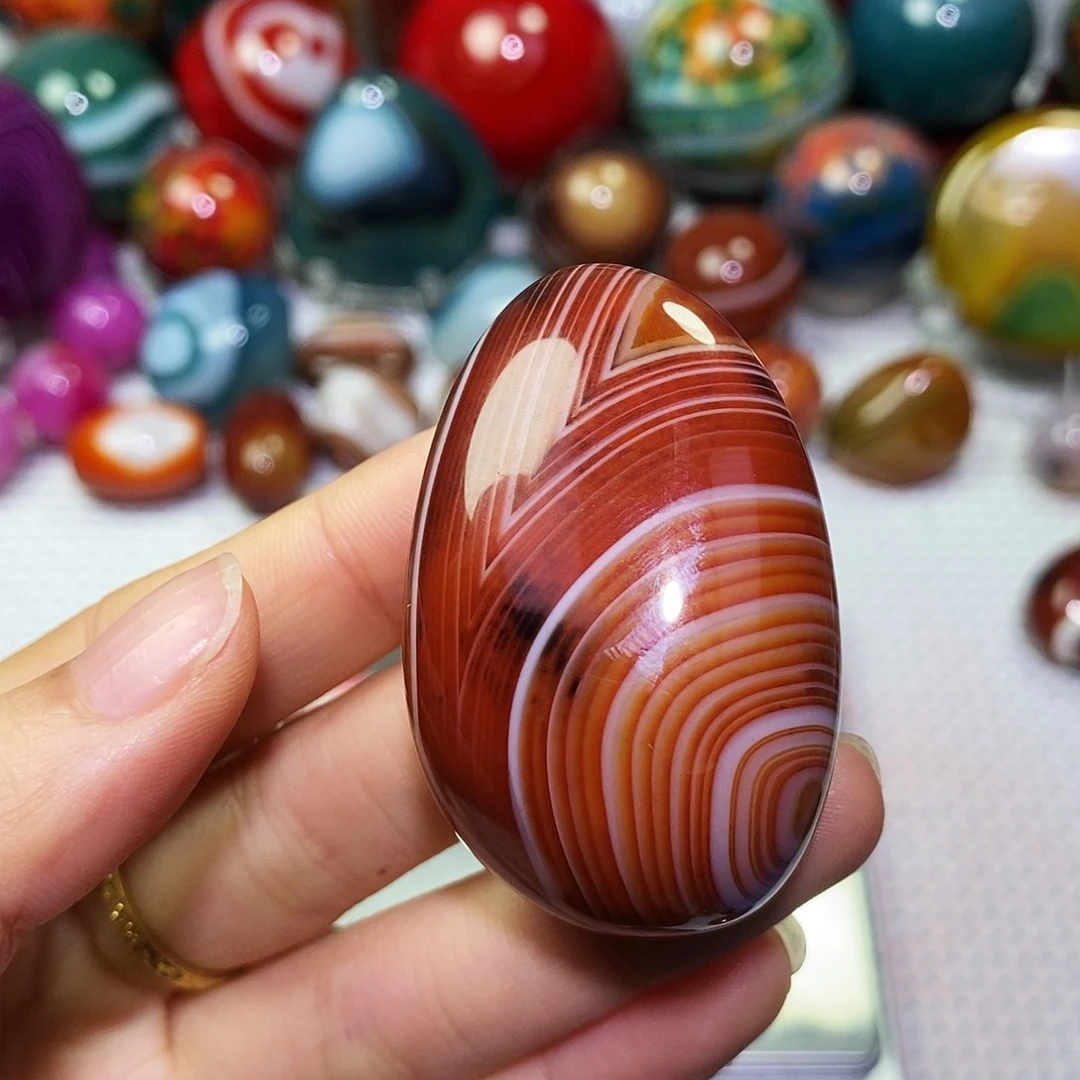 V***V玛瑙/玉髓未镶嵌珠宝奇石