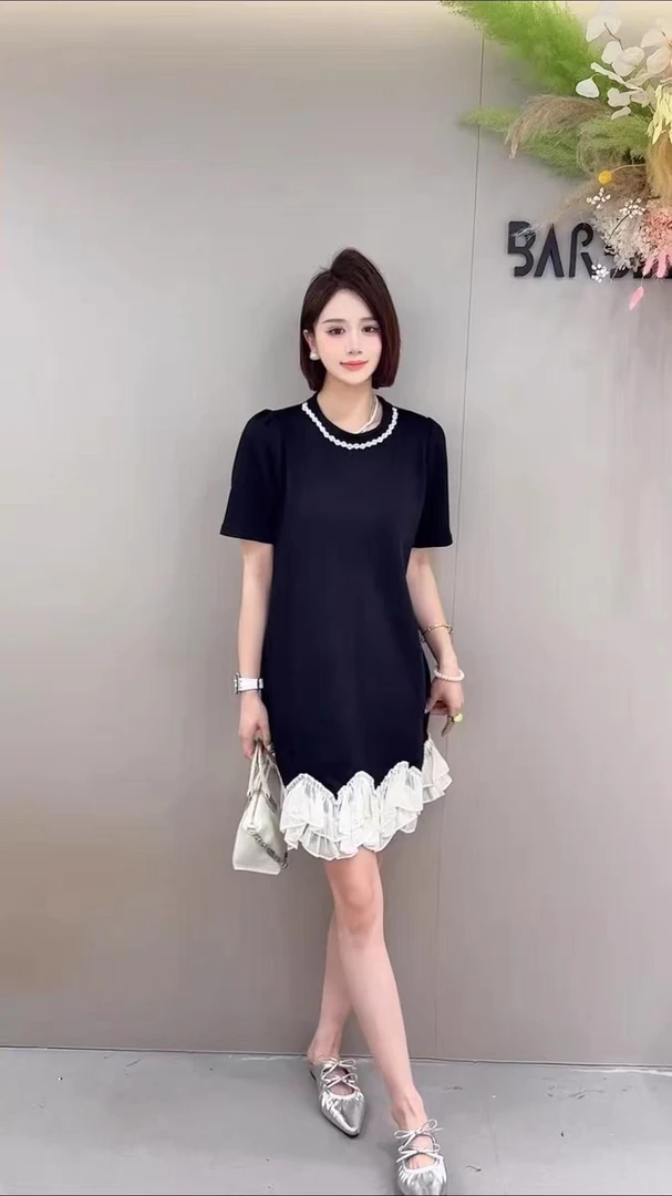 妮妮家89136（以直播间实物为准）韩系钉珠拼接连衣裙
