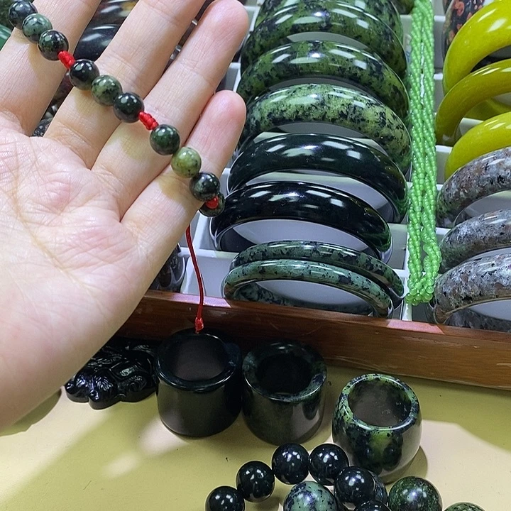 蛇纹石玉未镶嵌脚链