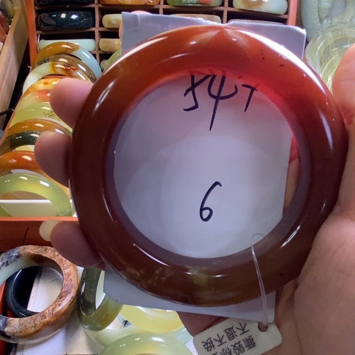 萧***睿未镶嵌蛇纹石玉手镯