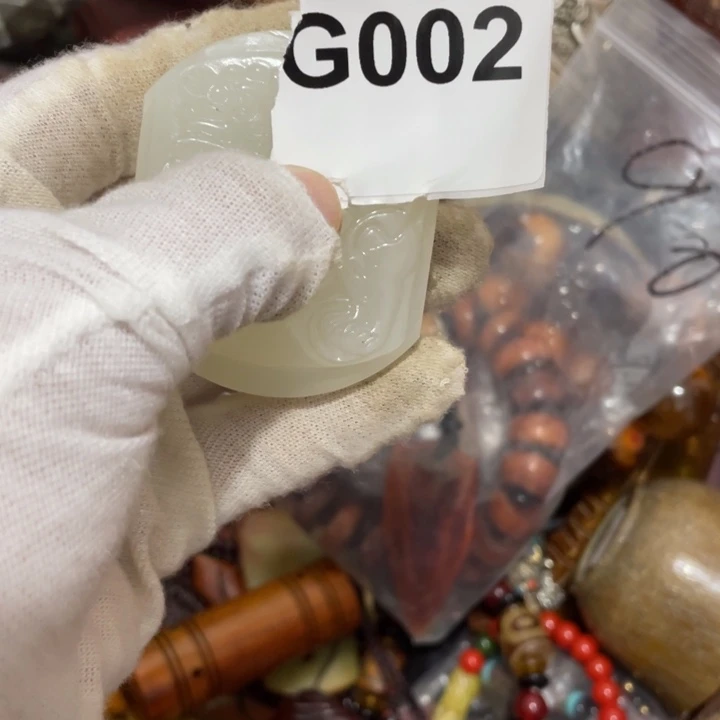 红****瓷片直播间火爆热卖