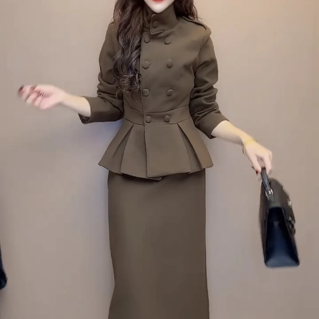 新款时尚气质显瘦修身高端呢子套装