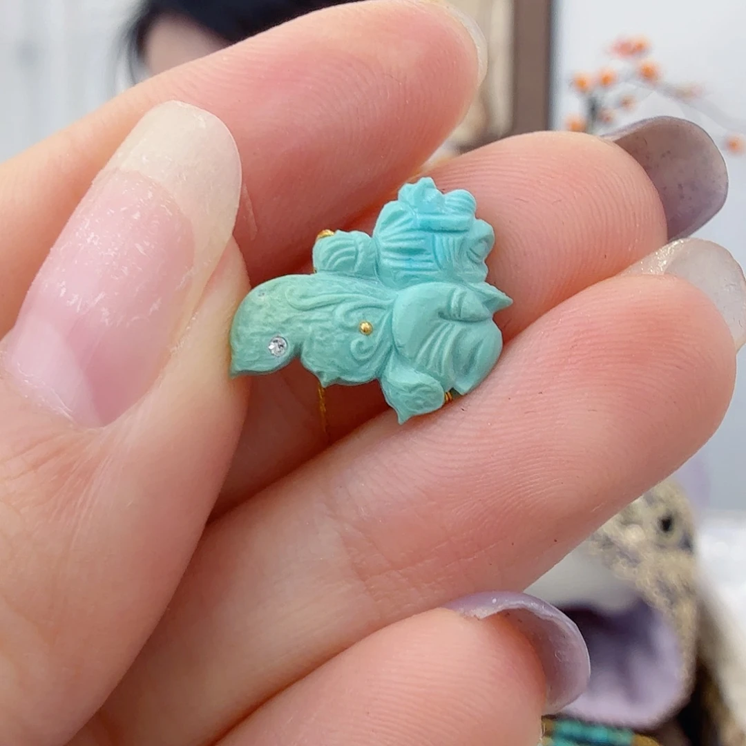 绿松石未镶嵌珠宝奇石