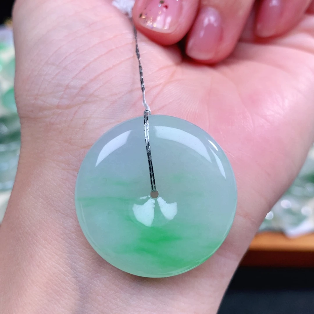 翡翠未镶嵌颈饰30-6.0