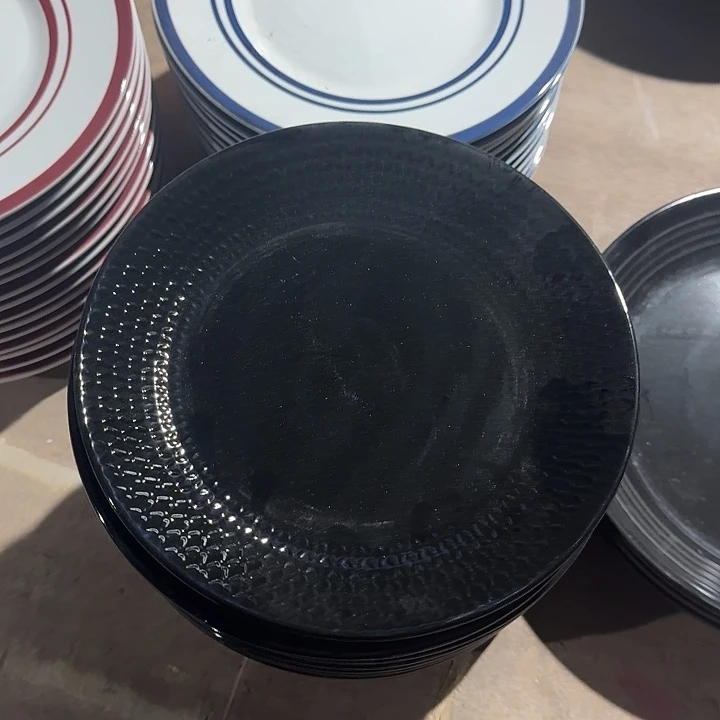 瓷7.5 英寸  黑色 浮雕 4 个