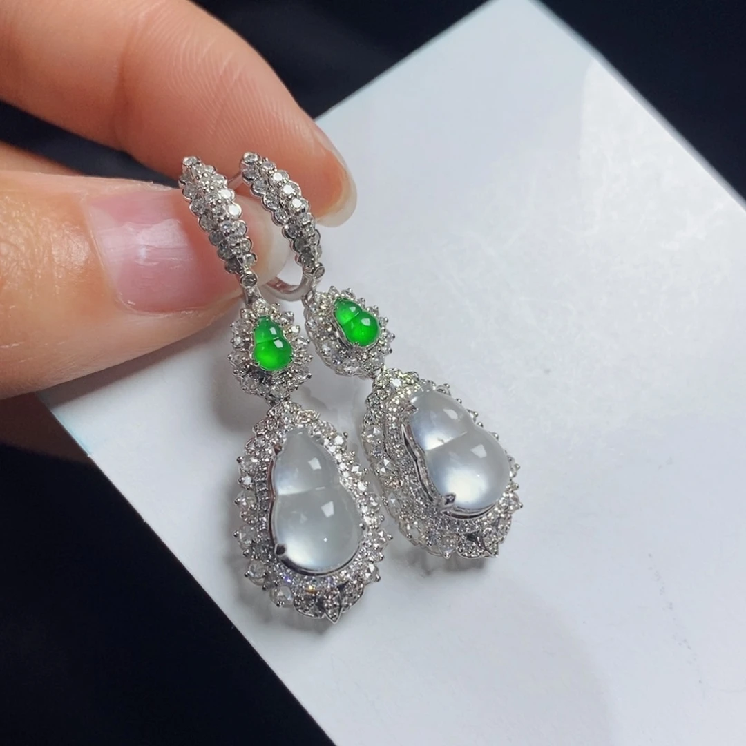 翡翠耳饰18K金镶嵌设计款葫芦耳包