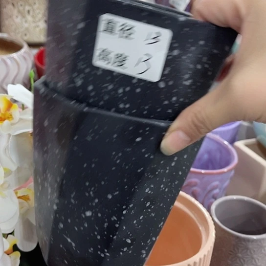 多肉绿植陶瓷花盆9.9包邮，有孔