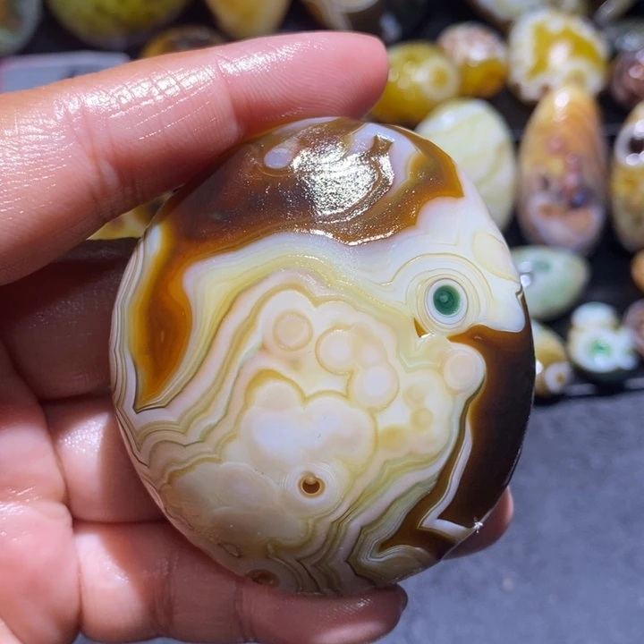 玛瑙/玉髓未镶嵌珠宝半成品122