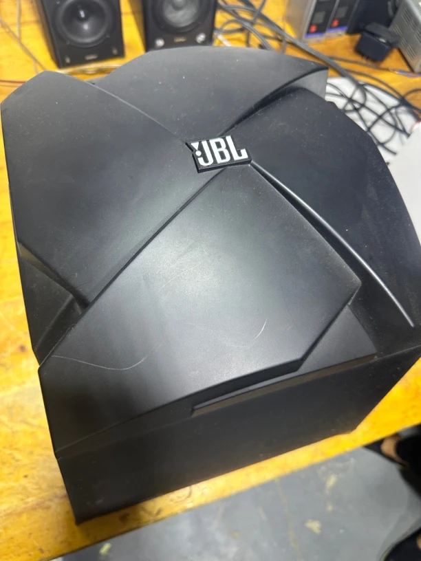 8新 JBL 有源低音炮 6 不支持七天无理由 运费自理