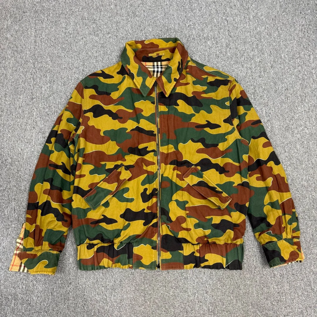 99新 BURBERRY/博柏利 13430355 格纹迷彩双面穿夹克外套 XL码