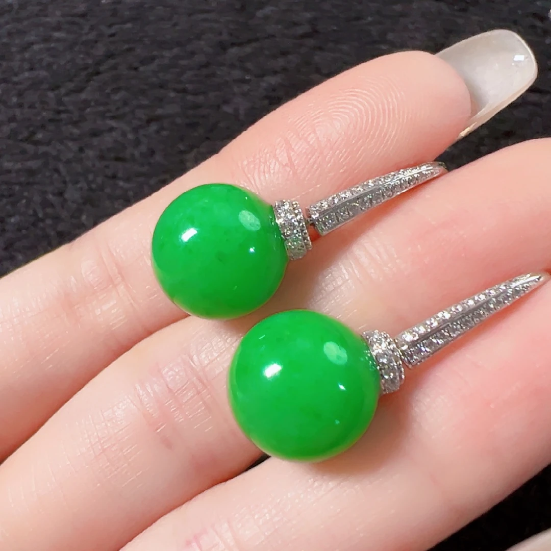 翡翠18K金镶嵌耳饰签收后24小时鉴赏期，过时不退