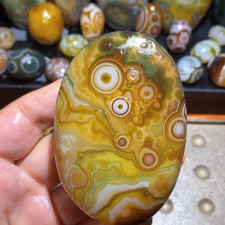 玛瑙/玉髓未镶嵌珠宝半成品