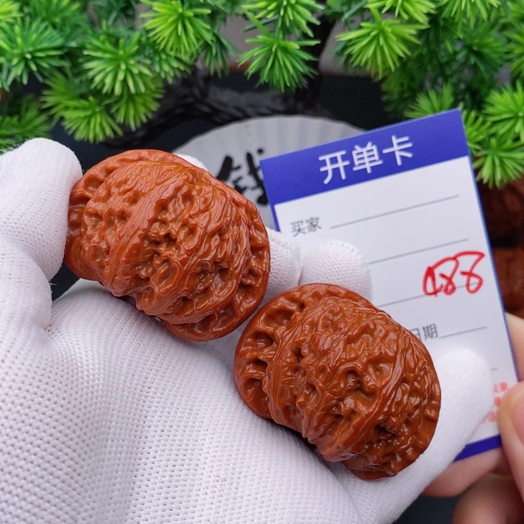 文玩核桃把件46闷白488