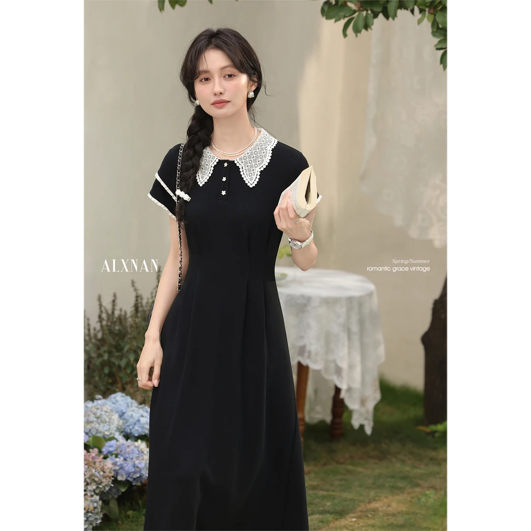 鹿向南「沉雾星迟」夏季新款法式气质拼接蕾丝设计短袖连衣裙