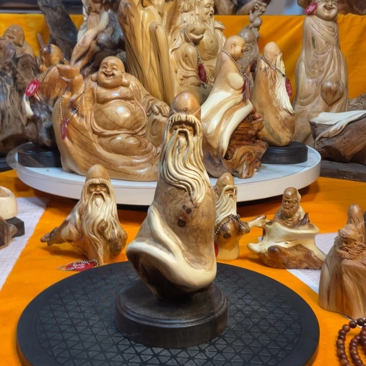 柏木（崖柏）云***上崖柏  寿星
