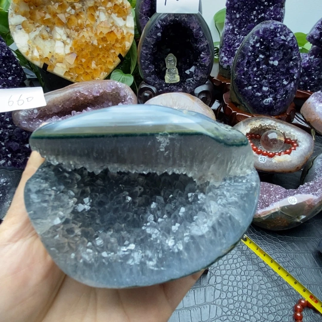 天***宝紫晶未镶嵌大型摆件（非配饰）