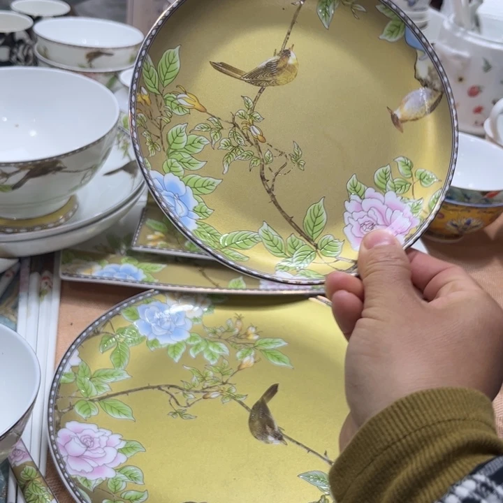 瓷片琴瑟和鸣六寸骨碟六个微瑕