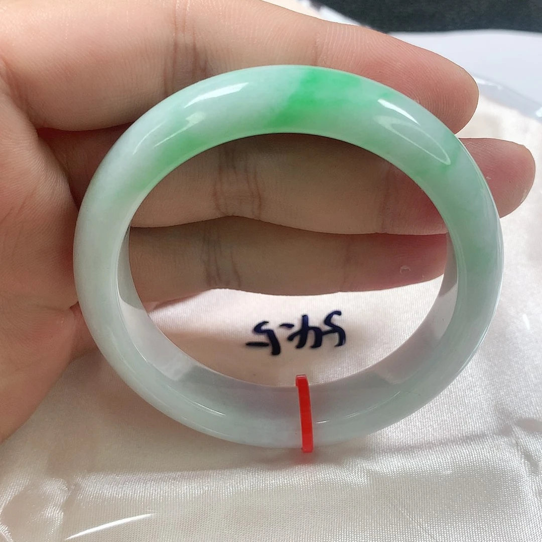 翡翠手镯未镶嵌347号