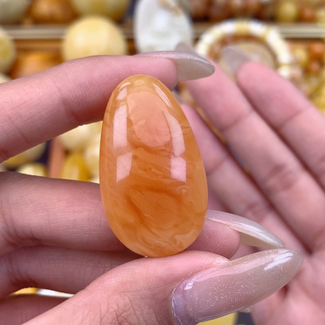 琥珀未镶嵌珠宝奇石接近全品