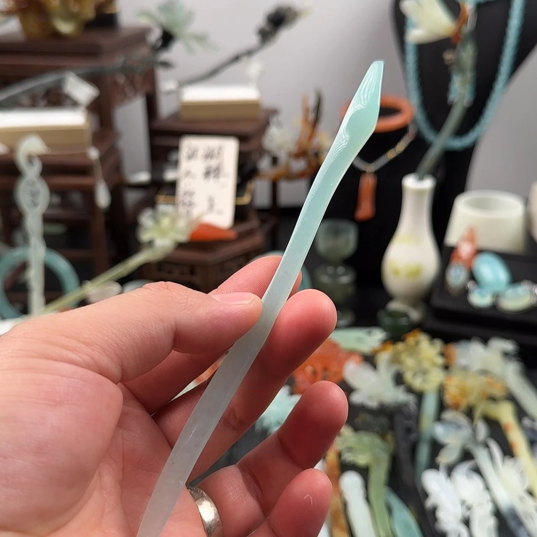 蛇纹石玉未镶嵌发饰
