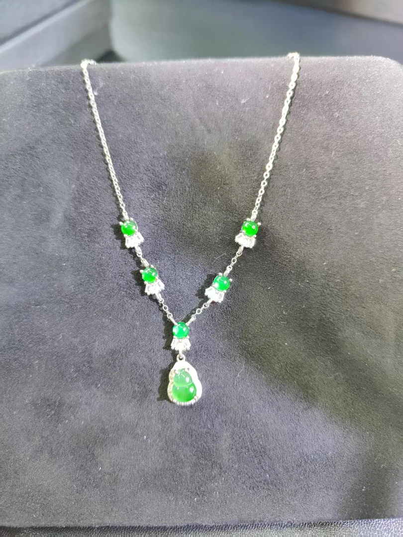 翡翠葫芦一体链天然A货