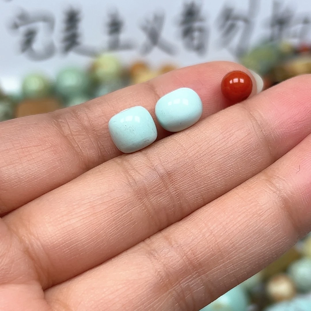 南红玛瑙未镶嵌珠宝奇石