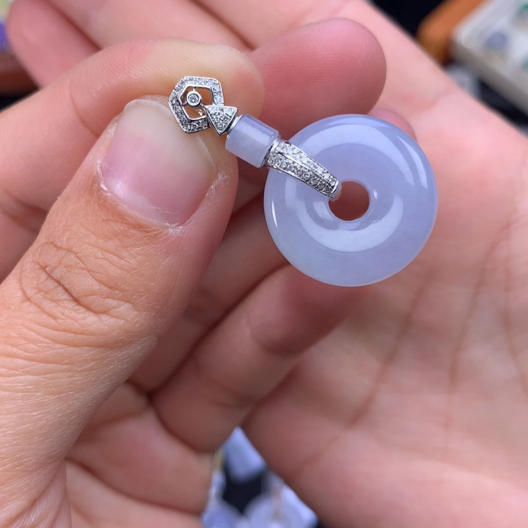 翡翠吊坠(不含链)18K金镶嵌