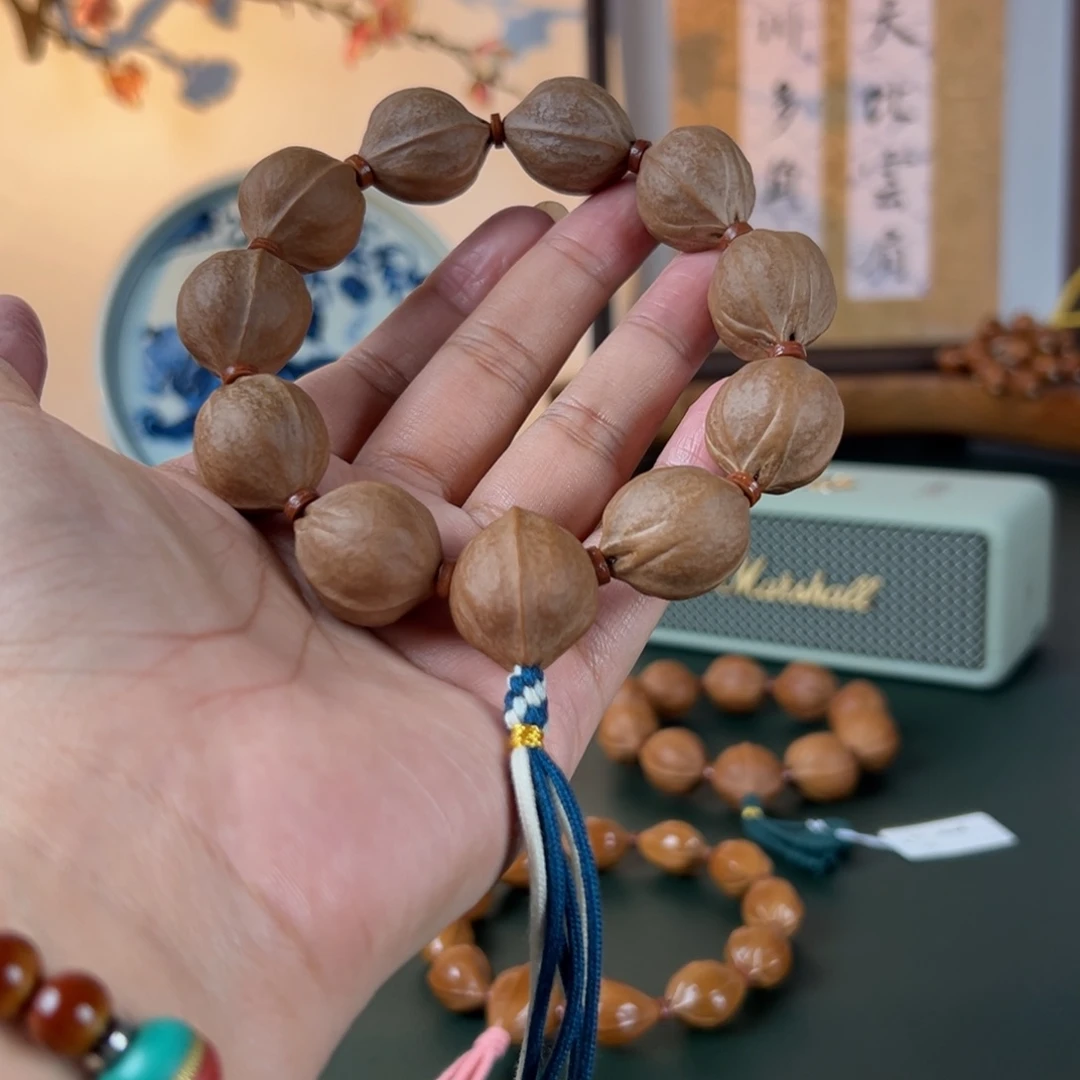 手串橄榄核21×25鲨鱼背