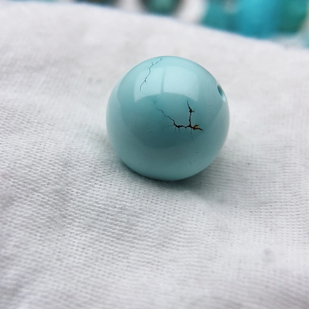 绿松石颈饰未镶嵌