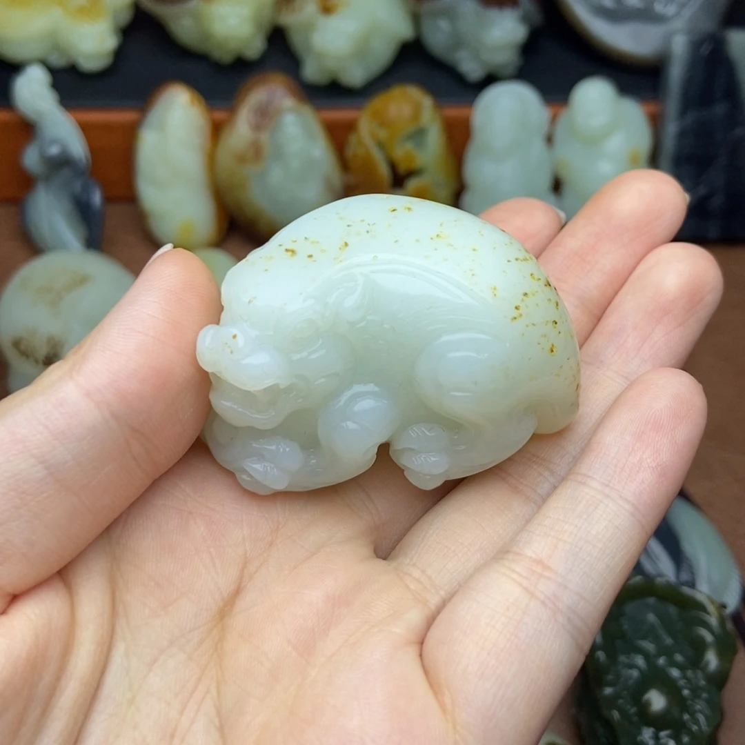 和田玉未镶嵌挂件