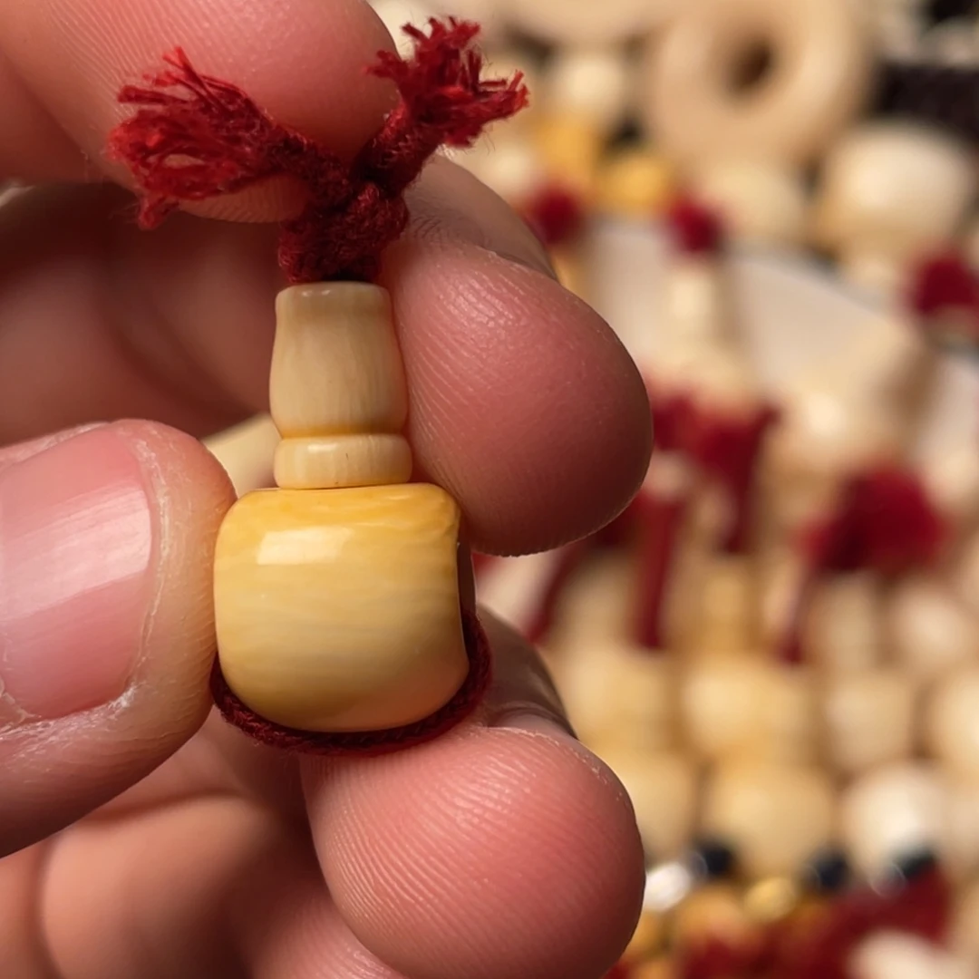 巴***图牛骨吊坠哈哈哈哈哈哈哈哈哈哈哈