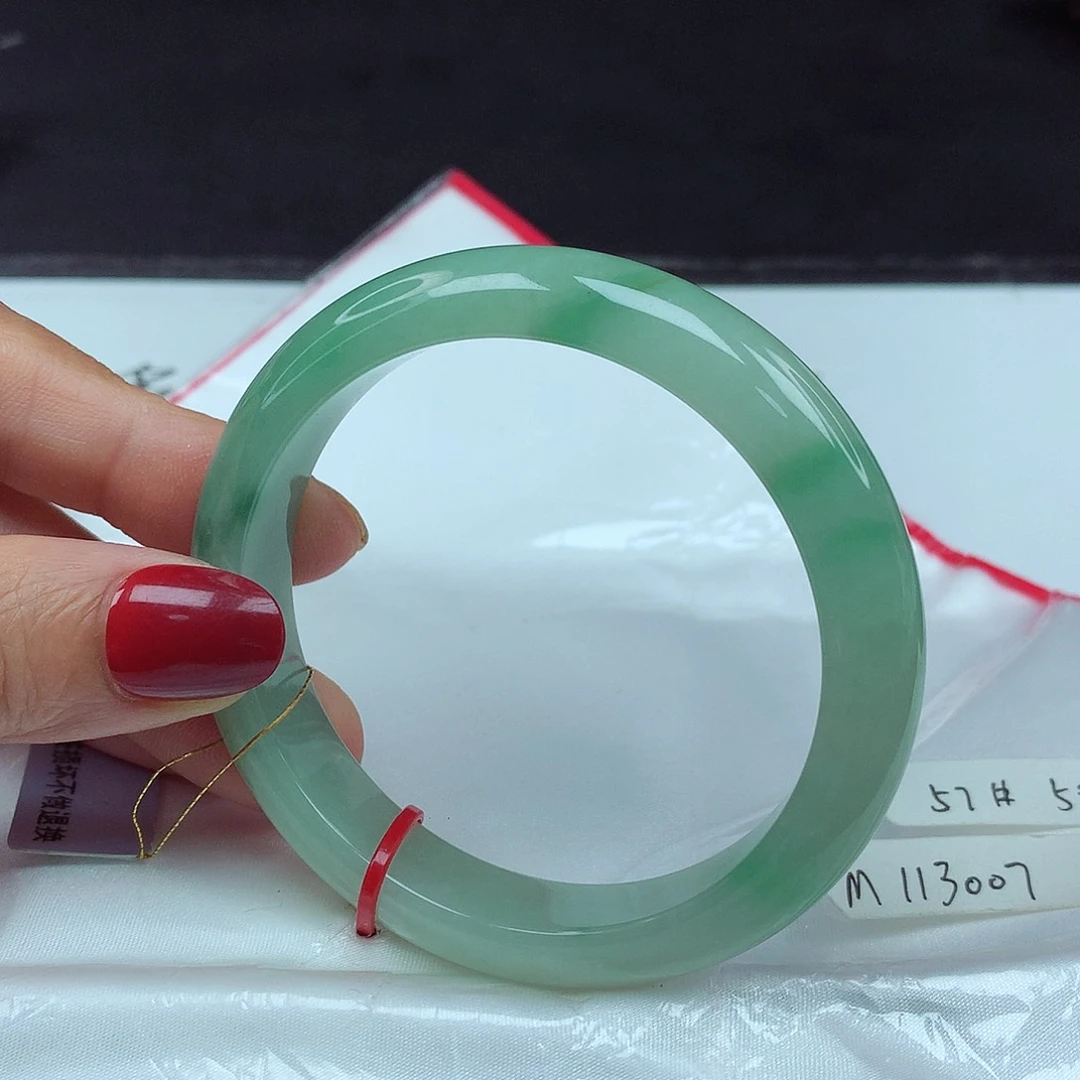 翡翠手镯未镶嵌57圈3007