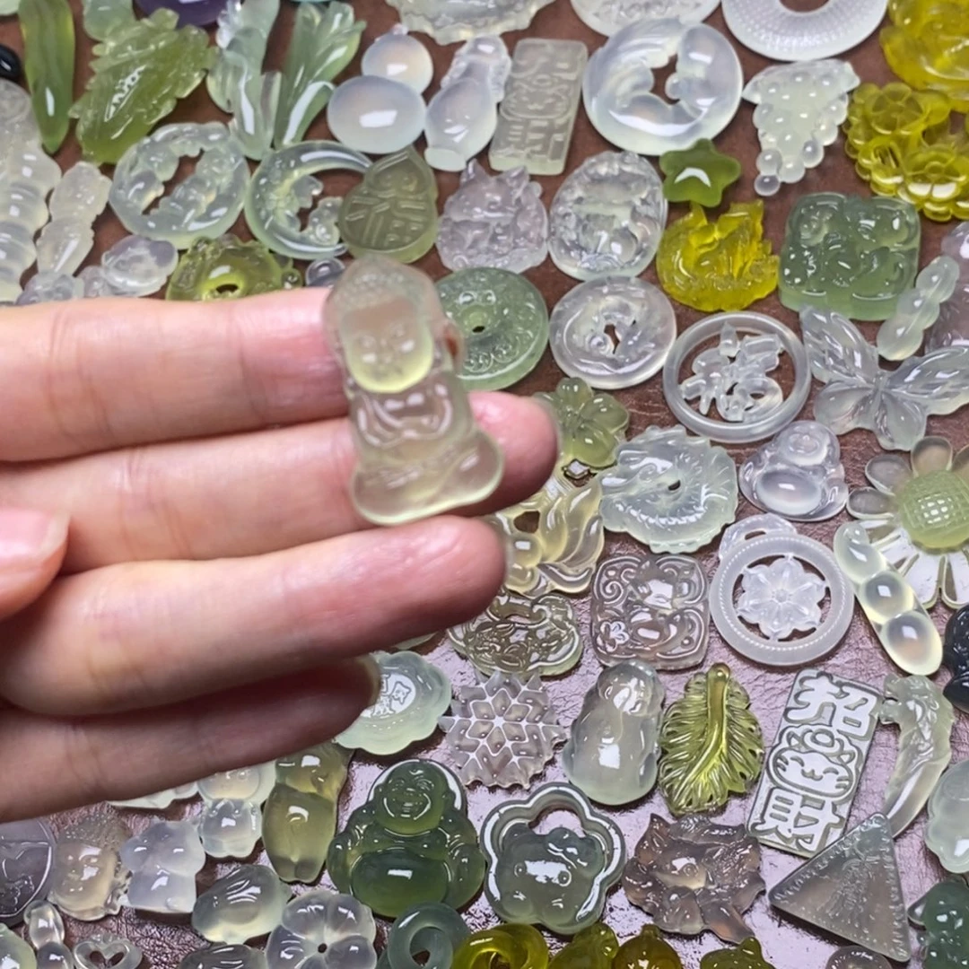 蛇纹石玉合金项链