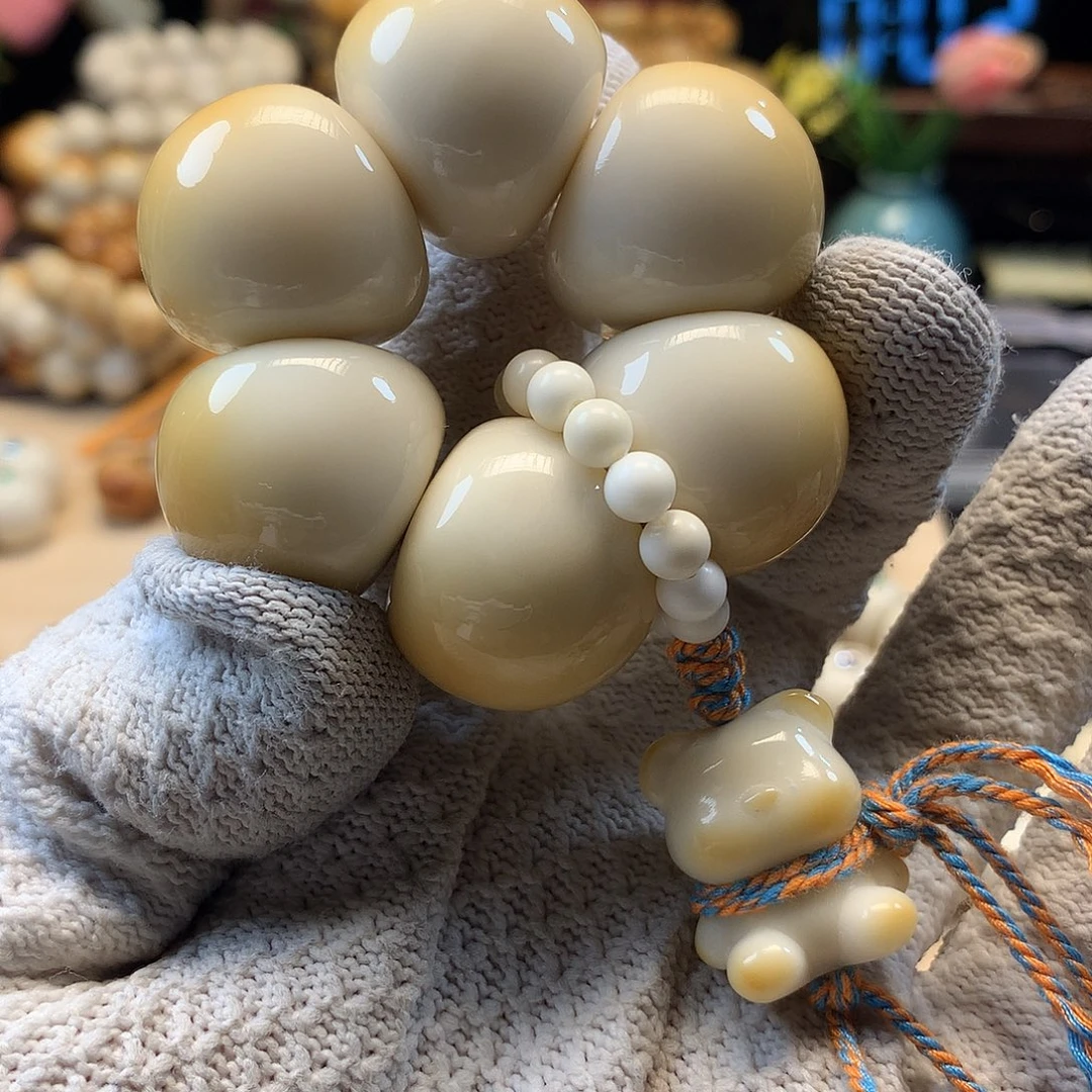 菩提根/象牙果吊坠2烤山竹小熊