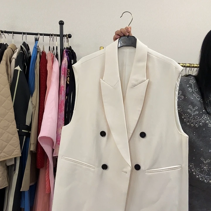 M 个飞哥哥哈哈哈哈哈哈哈哈哈