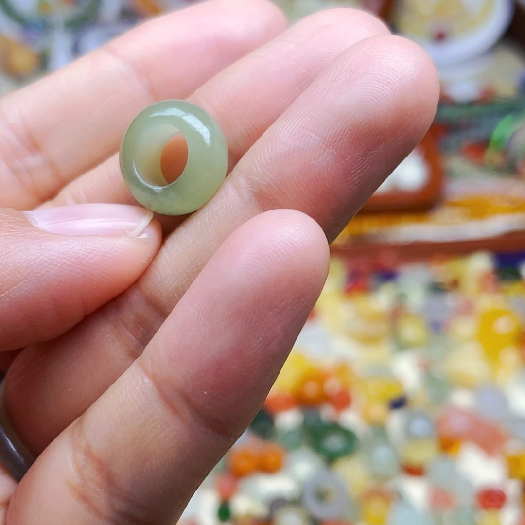 和田玉挂件未镶嵌订制