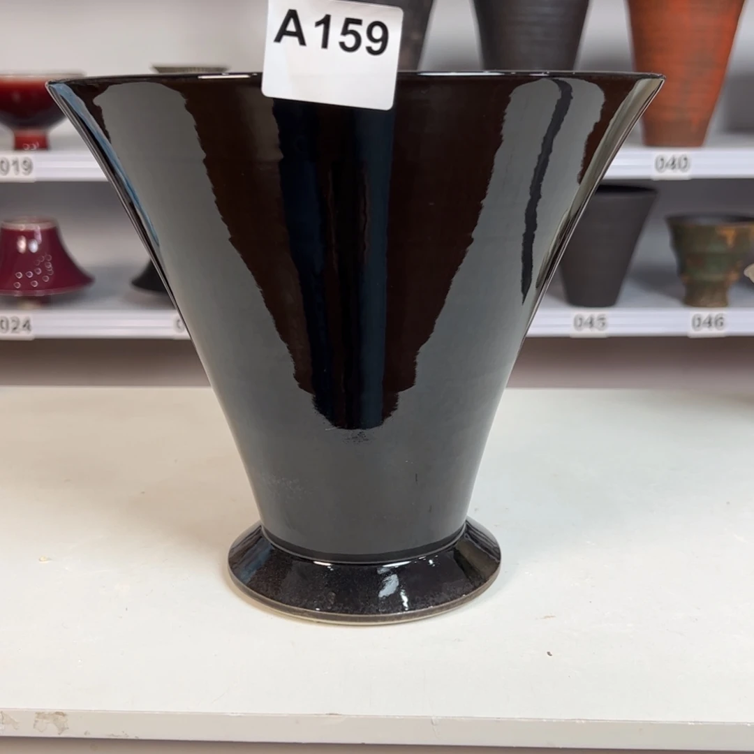 小***L口径24高度22有孔