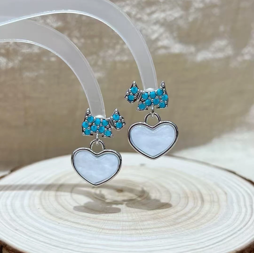 E478蓝色狗狗爱心耳钉耳饰