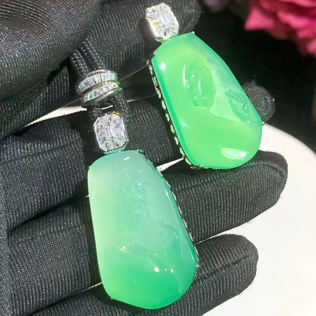 睿尔斯s925银简约镶嵌小众珠宝绿玉髓多色精美雕刻观音玉石吊坠女