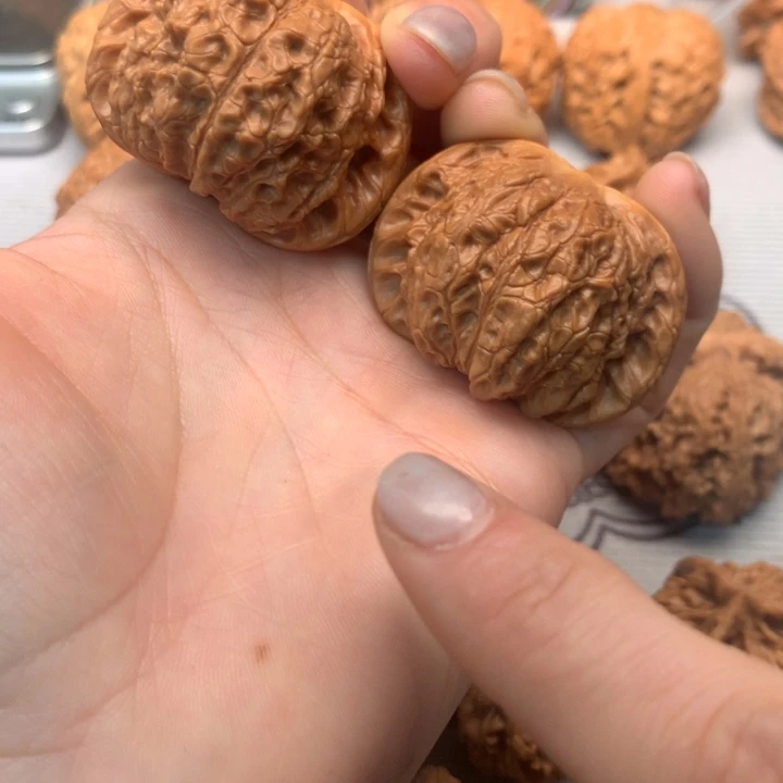 文玩核桃把件血麒麟44