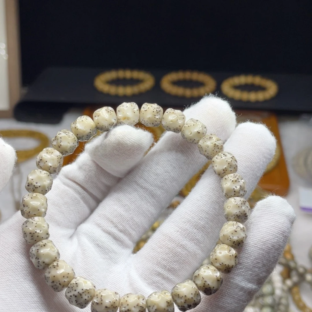 【闪购商品】星月菩提吊坠S级金款98白冰糖玉化精工