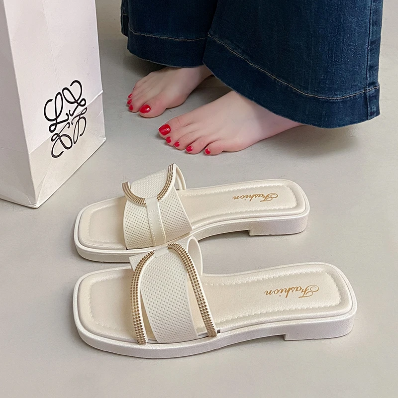 一字拖鞋女外穿夏2025年法式温柔ins潮防滑时尚沙滩平底凉拖显白