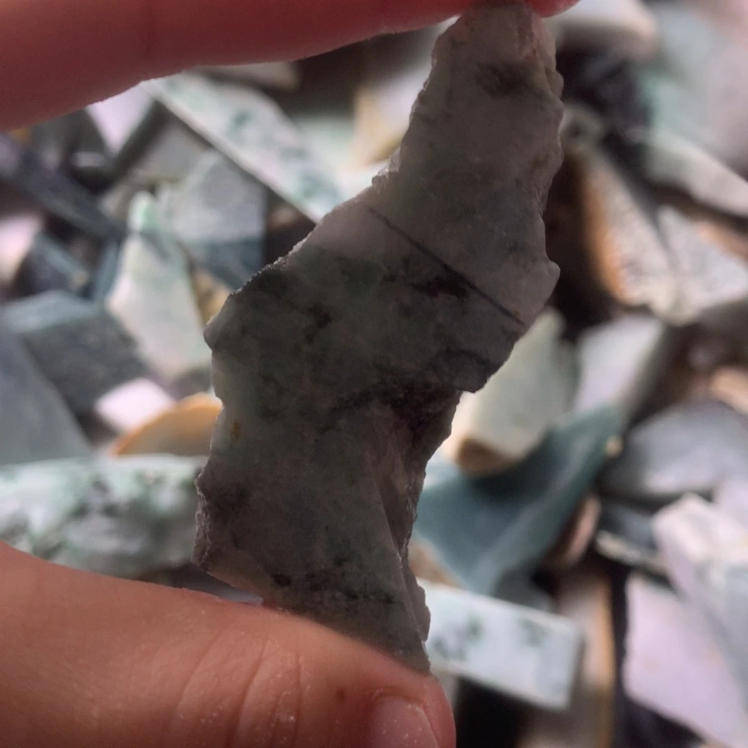 翡翠颈饰未镶嵌缅甸翡翠