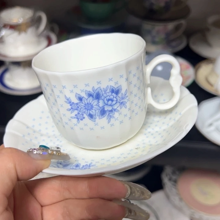 盖碗瓷器直播放漏中