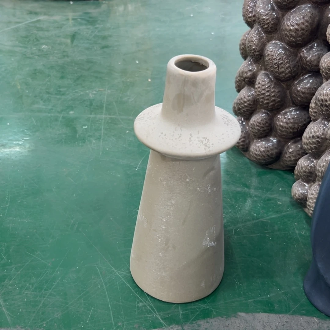 摆件115 号高温陶瓷装饰品（部分微瑕）