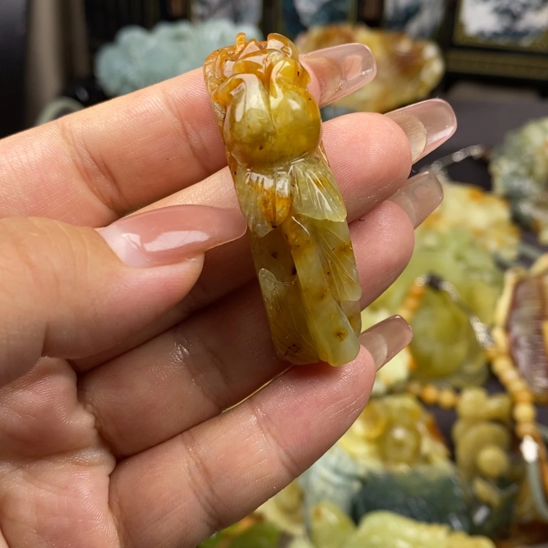 蛇纹石玉未镶嵌吊坠(不含链)