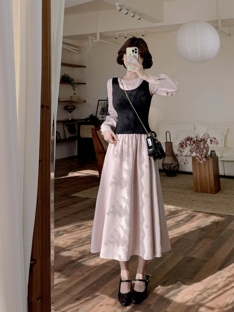 蕾英俊-雾岛黄昏-秋季新款甜酷温柔黑粉韩式少女风连衣裙-JF6621